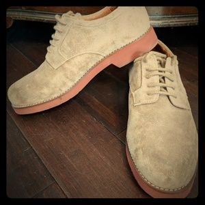 Bass shoes size 11M tan suede bucks